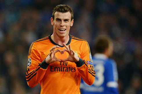 Gareth Bale love gesture, made with his hands