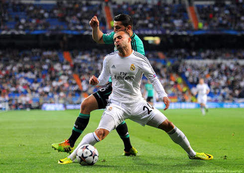 Jesé Rodríguez knee injury, in Real Madrid vs Schalke