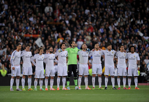 Real Madrid starting eleven vs Barcelona, doing one minute of silence