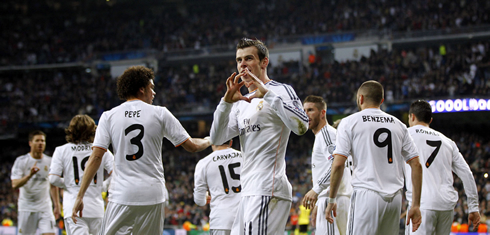 Gareth Bale heart gesture with his hands