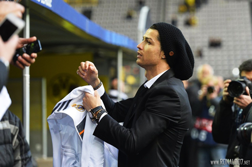 Cristiano Ronaldo signing autographs in Germany