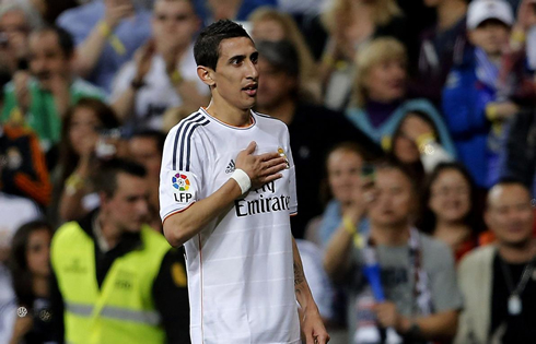 Angel Di María showing his love for Real Madrid