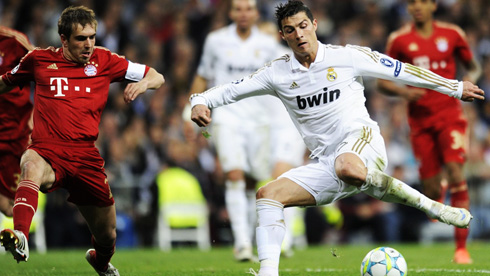 Cristiano Ronaldo vs Philipp Lahm, in Real Madrid vs Bayern Munchen