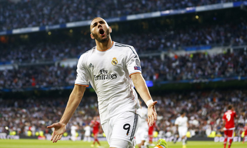 Karim Benzema goal celebration in Real Madrid 1-0 Bayern Munich