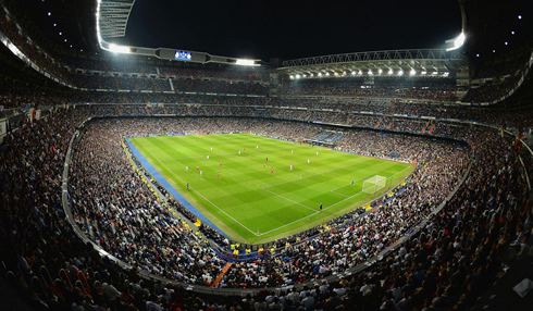 The Santiago Bernabéu packed, view from the stands