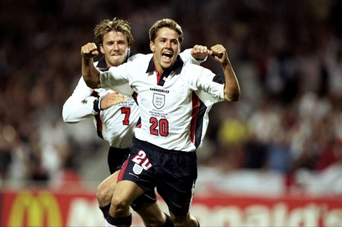 David Beckham and Michael Owen in the England National Team