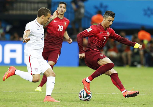 Cristiano Ronaldo backheel trick in Portugal vs USA, in the FIFA World Cup 2014