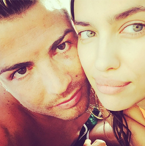 Cristiano Ronaldo and Irina Shayk on a selfie