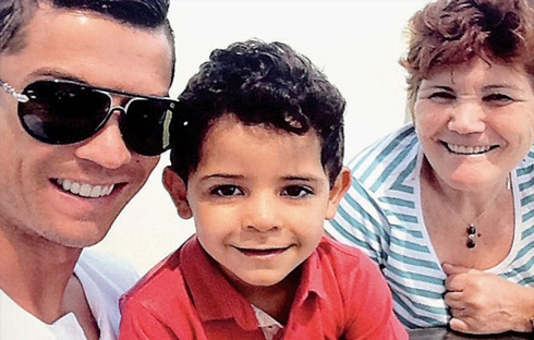 Cristiano Ronaldo with his son and his mother
