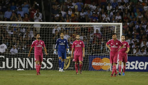 Real Madrid players wearing the new pink kit for 2014-2015