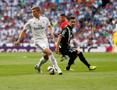 Toni Kroos dominating in Real Madrid midfield