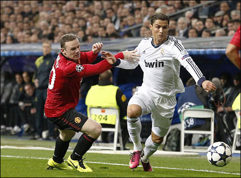 Wayne Rooney vs Cristiano Ronaldo in Manchester United vs Real Madrid, in 2013