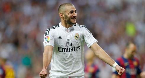 Karim Benzema goal celebration in Real Madrid 3-1 Barcelona