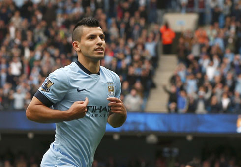 Sergio Aguero in a Manchester City jersey in 2014-2015
