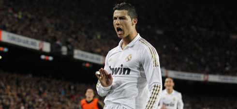 Cristiano Ronaldo telling Barcelona fans to calm down with calma calma gestures, in 2012