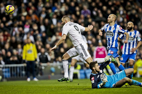 Karim Benzema goal in Real Madrid 2-0 Deportivo