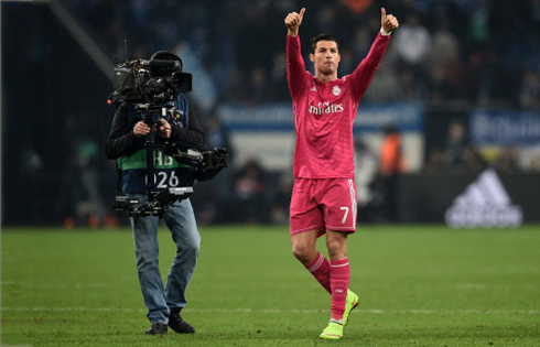 Cristiano Ronaldo wearing Real Madrid's pink kit in 2015