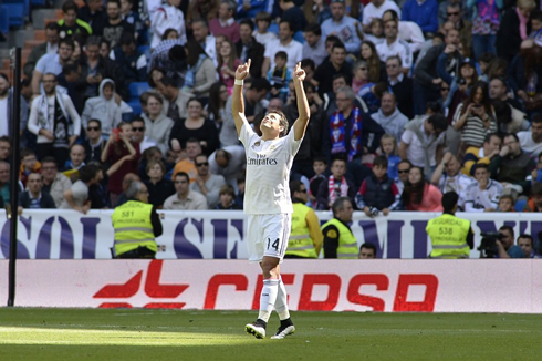 Javier Hernandez Chicharito goal for Real Madrid against Eibar