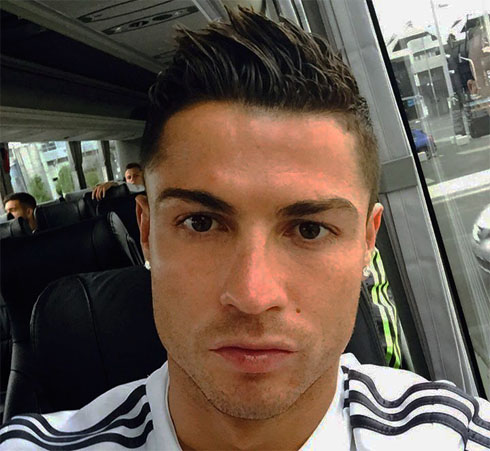 Cristiano Ronaldo selfie in Real Madrid bus in 2015