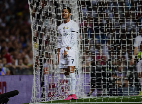 Cristiano Ronaldo disappointment while near the back of the net