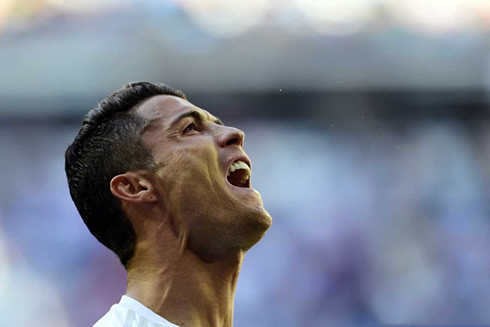 Cristiano Ronaldo screaming in despair