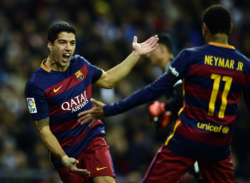 Luis Suárez and Neymar celebrating their goals against Real Madrid