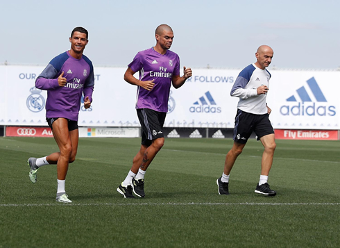 Ronaldo and Pepe back in training in Madrid