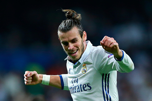 Gareth Bale celebrating his goal in Real Madrid 5-1 Legia Warsaw
