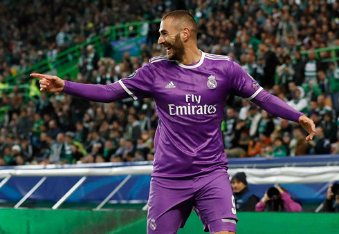 Karim Benzema scores the winner against Sporting Lisbon