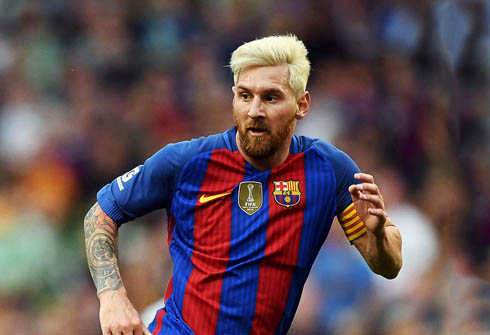Lionel Messi blonde hair in Barcelona in 2016
