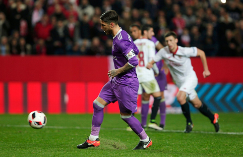 Sergio Ramos panenka penalty in Sevilla 3-3 Real Madrid