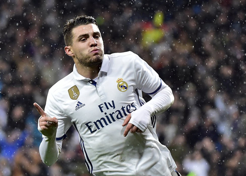 Mateo Kovacic after scoring for Real Madrid in 2017