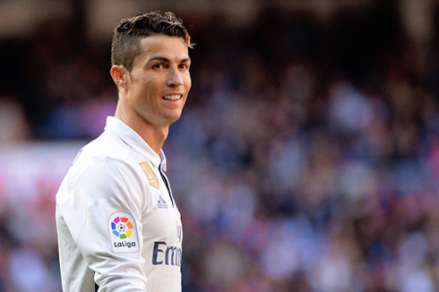 Cristiano Ronaldo smiling in Real Madrid in 2017
