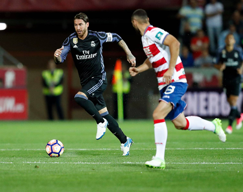 Sergio Ramos moving the ball forward for Real Madrid