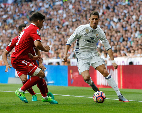 Cristiano Ronaldo in action in Real Madrid vs Sevilla for the Spanish League in May of 2017