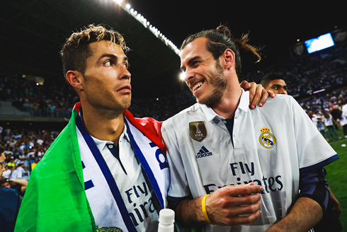 Ronaldo and Bale celebrate together after winning La Liga in 2017