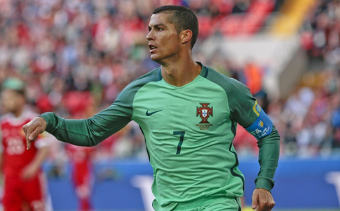 Cristiano Ronaldo scores in Russia 0-1 Portugal in 2017