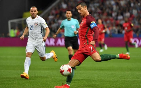 Cristiano Ronaldo in action in Portugal 0-0 Chile in the Confederations Cup in 2017