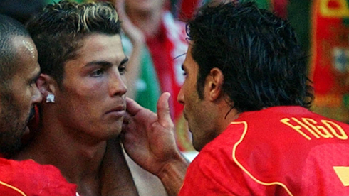 Figo slapping Ronaldo