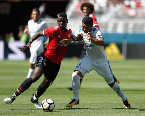 Pogba vs Casemiro in Manchester United vs Real Madrid in 2017