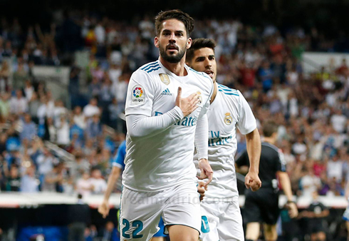 Isco leads Madrid with a double against Espanyol