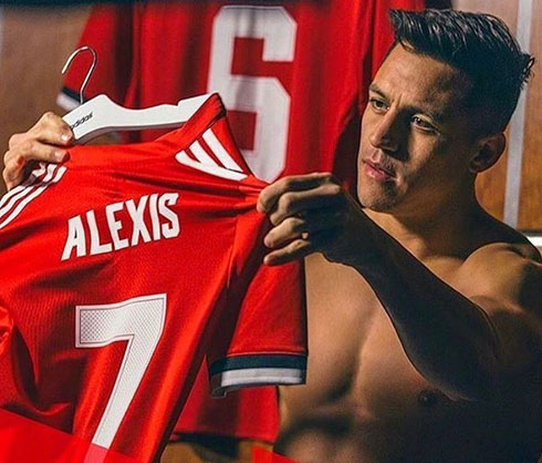 Alexis Sanchez Manchester United number 7 jersey