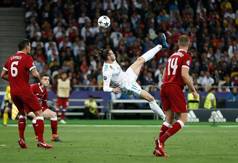 Gareth Bale bicycle kick in the Champions League final, Real Madrid 3-1 Liverpool