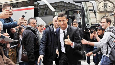 Cristiano Ronaldo welcomed as new Juventus player in Turin