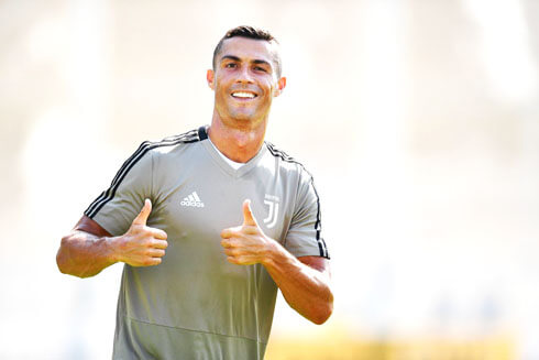 Cristiano Ronaldo happy in Turin in Juventus