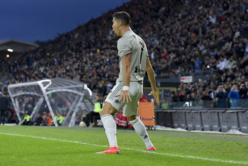 Cristiano Ronaldo celebrates Juventus second goal against Udinese