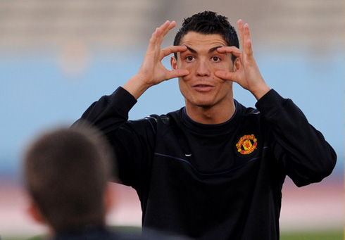 Cristiano Ronaldo making a gesture for glasses in a Man United practice session