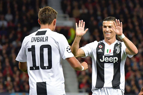 Dybala and Cristiano Ronaldo in Juventus win over Man United