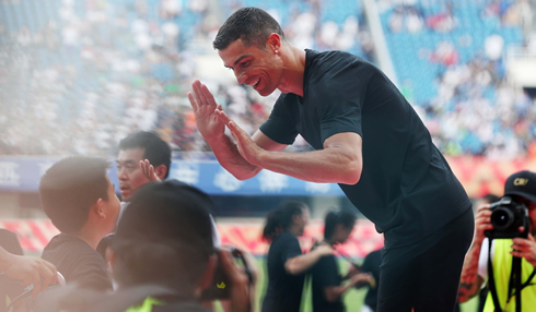 Cristiano Ronaldo spending time with young fans