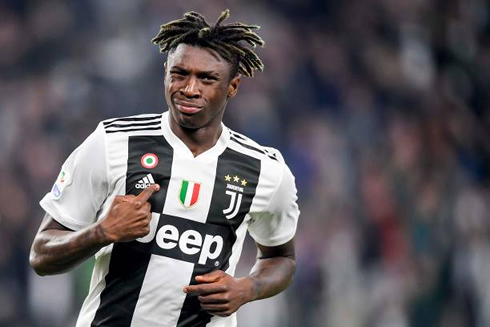 Moise Kean scores for Juventus in the Serie A